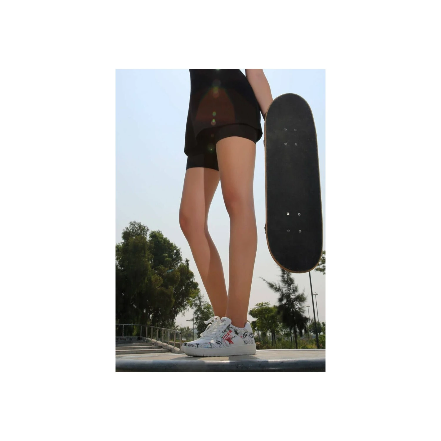 Dice WB Sneakers - Marvin The Martian Stencil 10 Dice WB Sneakers - Marvin The Martian Stencil – Bild 10